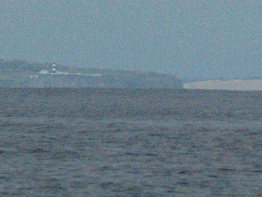 KG135976c