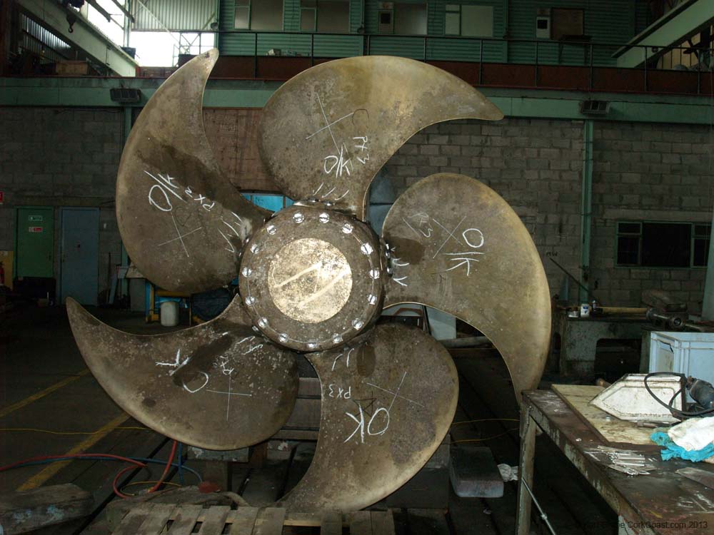 KG254990 P52 variable pitch propeller